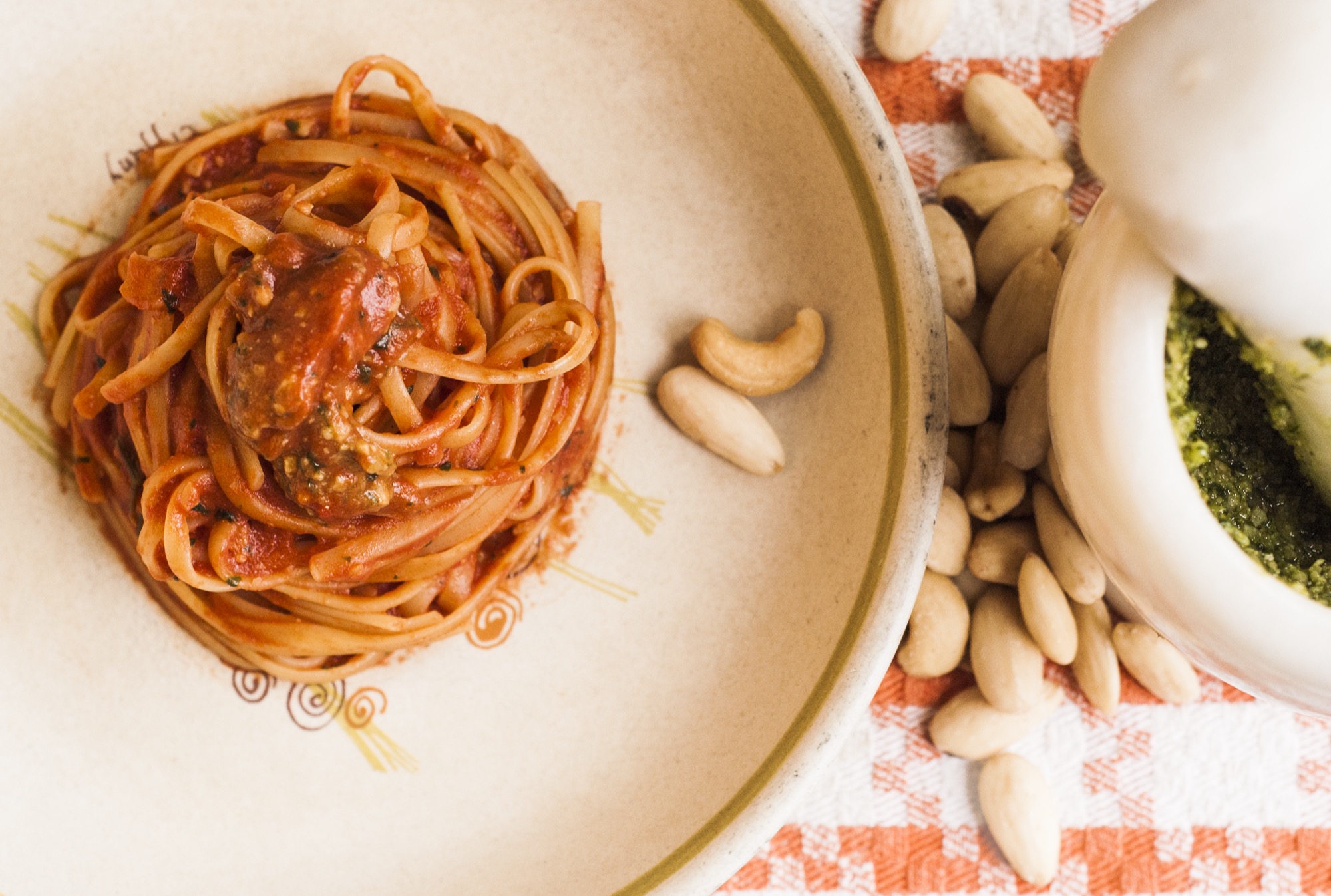 Linguine al pesto di mandorle | Fabio Fidanza's Kitchen