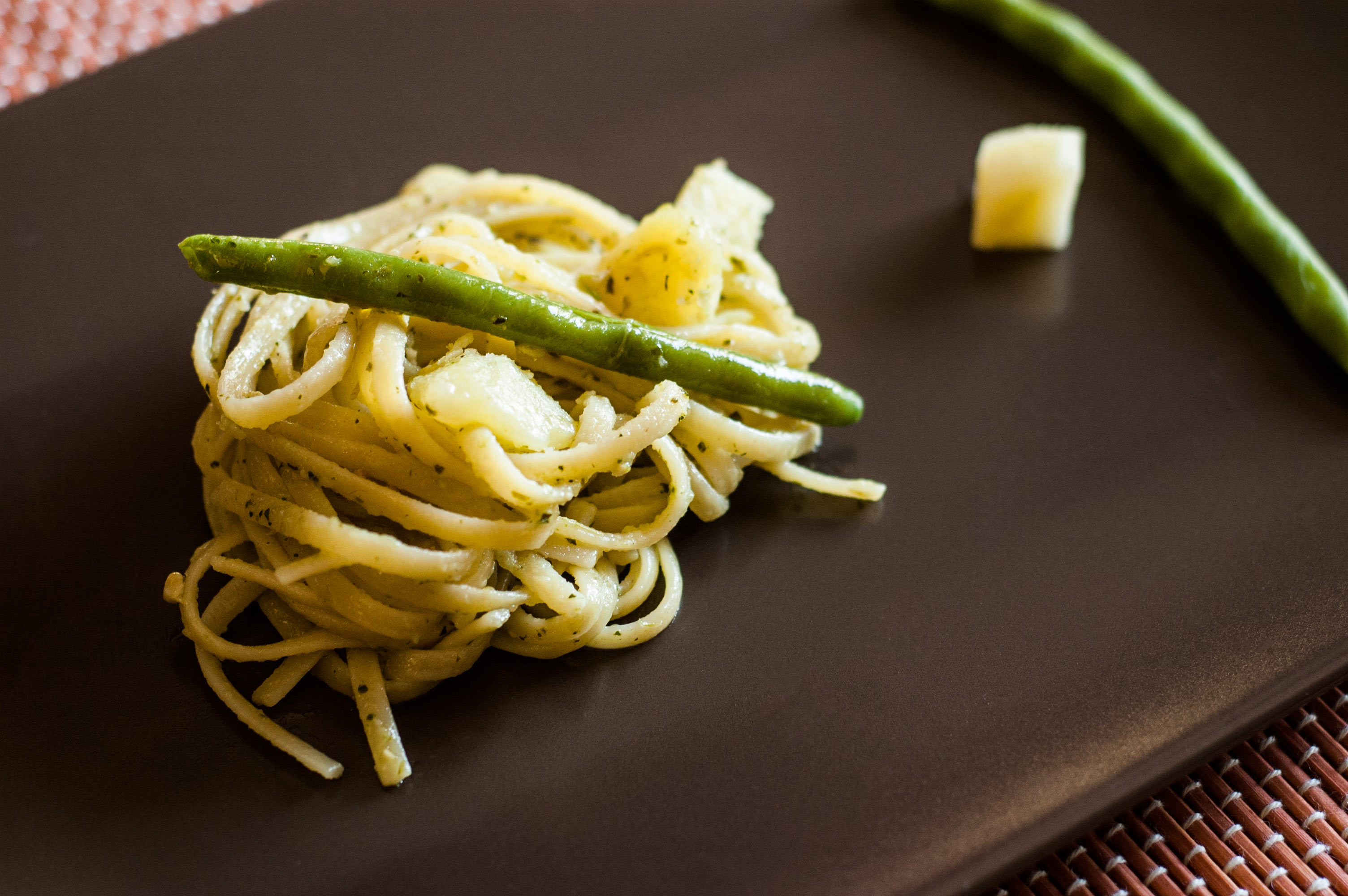 Linguine pesto, patate & fagiolini | Fabio Fidanza's Kitchen